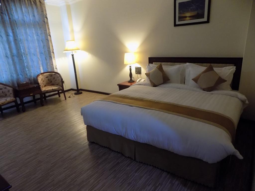 Victoria Palace Hotel Mandalay Exterior foto
